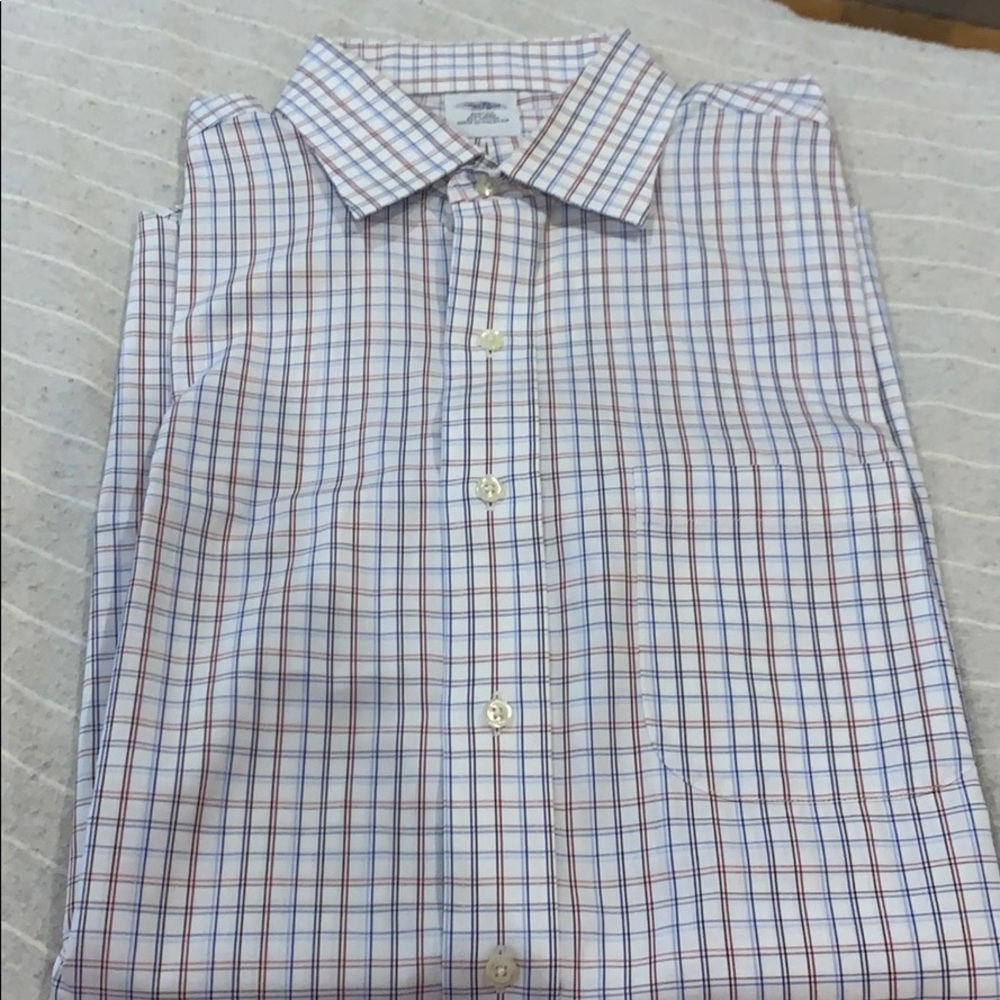 Men’s slim fit non iron dress shirt